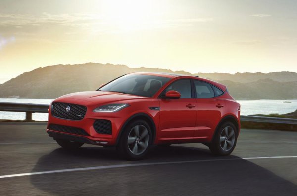 Това е първият модел на британската марка, който печели в класация на J.D. Power. Освен него, високи оценки за качество получават Lexus IX и BMW X2.