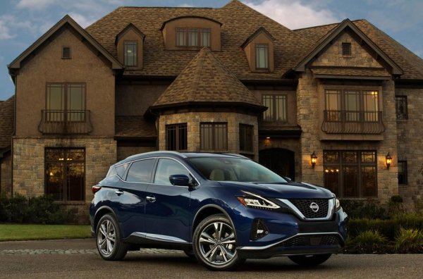 Изненадащо за мнозина тук лидер е Nissan Murano, от който има най-малко оплаквания. Второто място е за победителя от миналата година &ndash; Hyundai Santa Fe, а третото &ndash; за Chevrolet Blazer.