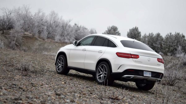 Среден процент проблеми: 9,7%
Среден пробег: 114 000 км
Първият ML от края на 90-те години наред заемаше унизителното последно място в ранглистата на TUV. Но третото поколение (W166) коригира повечето слабости, а през 2015 смени и името си на GLE, за да заличи неприятните спомени. 
Компресорите на пневматичното окачване създават проблеми в по-богато оборудваните екземпляри. При шестцилиндровиа дизел има дефектен сензор на системата за впръскване на АdBlue и често дава фалшиви съобщения за грешка. 