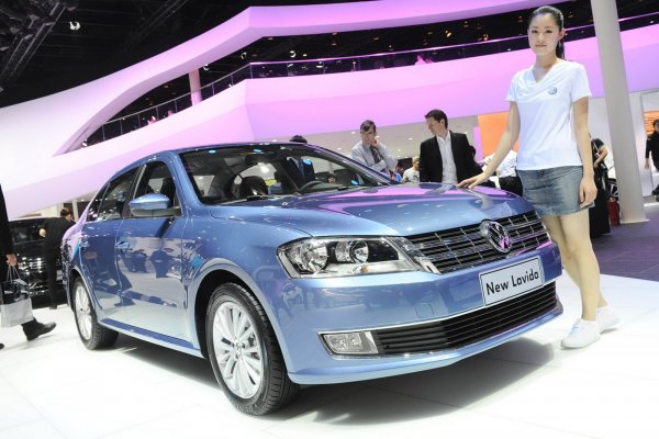 Пекин 2012 - автомобилните момичета