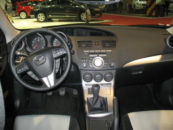 Mazda3 Sport / Автомобилен салон София 2009