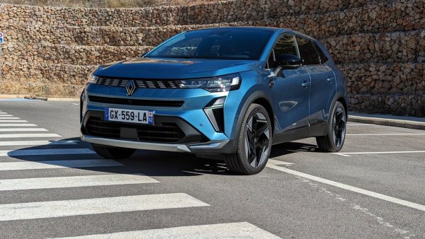 11. Dacia Duster - 54 (-75%)
12. Citroen C3 - 50 (-18%)
13. Renault Symbioz - 48 (+586%)
13. Skoda Scala - 48 (-31%)
15. Dacia Bigster - 46 (нов модел)
16. Dacia Sandero - 45 (-75%)
17. Citroen C3 Aircross - 44 (няма регистрации 01.2025)
18. Volkswagen T-Roc - 43 (+8%)
19. Dacia Jogger - 42 (-67%)
19. Renault Kangoo - 42 (-54%)
