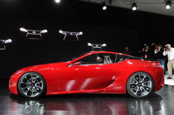 Детройт 2012 - Lexus LF-LC