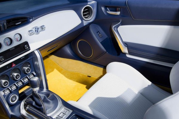 Toyota 86 Open concept 