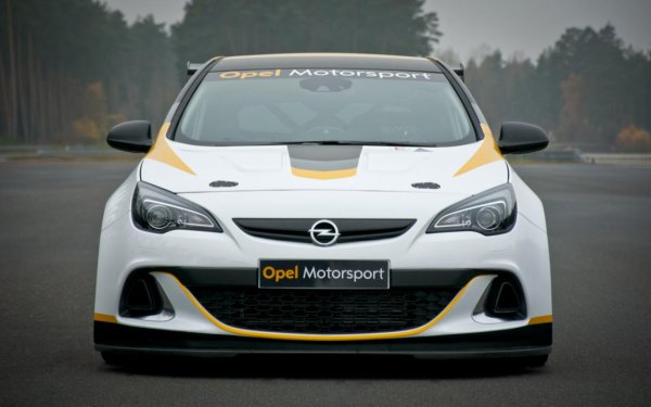 Opel Adam Cup и Opel Astra OPC Cup