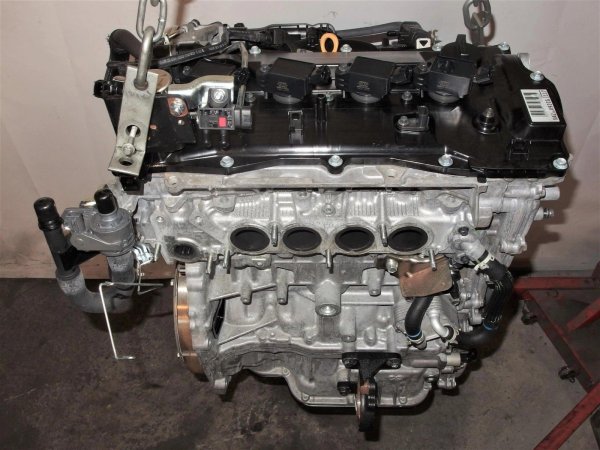 Дори по-малките, на пръв поглед незначителни компоненти са проектирани да издържат вечно. Системата за впръскване на гориво D-4S, която позволява както директно, така и портово впръскване, например, е изработена от прецизно обработена стомана и керамика. Дори пластмасите, са с висок клас за производителност, което означава, че ще издържат по-дълго от стандартните типове. За капак, клапаните на A25A-FXS са направени от закалена стомана и той разполага с верига за загряване, а не с мокър ремък, което е огромен плюс за дълготрайността