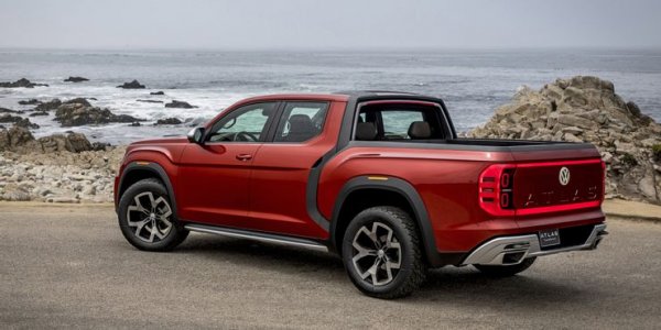 Концепцията Atlas Tanoak има всички качества да се постигне успех, но все още не е дадена "зелена светлина" за производството му. Пикапът разчита на V6 двигател с 266 конски сили, която е съчетана с трансмисия DSG и системата за задвижване 4Motion AWD на Volkswagen.