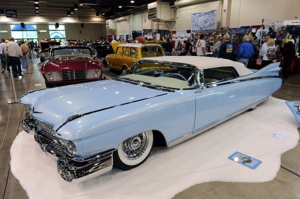 Кадри от тазгодишното американско автоизложение "Grand National Roadster Show"