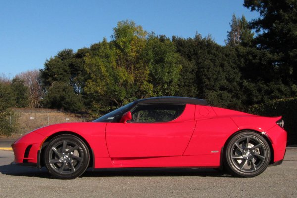 Tesla Roadster Final Edition