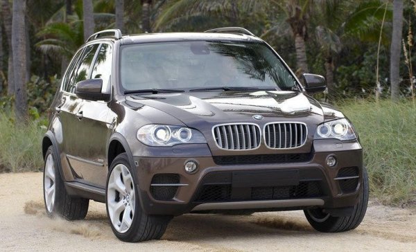 21. BMW X5 - 526 регистрации (+26%)
22. Ford Transit - 497 (+20%)
23. Toyota Yaris - 474 (-18%)
24. Opel Corsa - 467 (-9%)
25. Ford Focus - 447 (-17%)
26. Hyundai i30 - 437 (+5%)
27. Kia Sportage - 431 (+42%)
28. BMW X3 - 431 (+24%)
29. Peugeot 308 - 430 (+5%)
30. Mercedes Sprinter - 416 (n/a)
