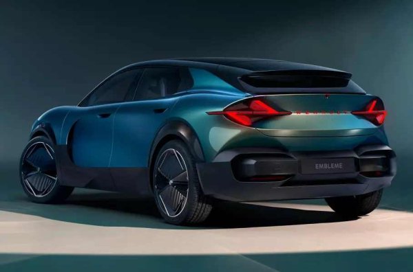 Предвидени са горивна клетка и резервоар за 2,8 килограма водород, което е достатъчно за пробег до 350 километра. С още две зареждания на бензиностанцията за същото време като при моделите с ДВГ, автомобилът ще може да измине хиляда километра.
