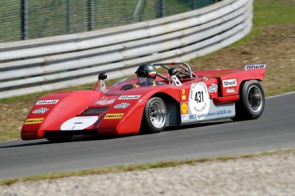 За този автомобил е известно съвсем малко. Той е произведен през 1971 г. от автомобилната компания Autocostruzioni GIPSY, като в разработката му участва и фирмата Dallara. За основа е взет V6 от Ferrari Dino, а мощността на състезателния прототип е 220-230 к.с.

Автомобилът дебютира в състезанието „1000 километра на Монца“, където се сблъсква с Alfa Romeo Tipo 33. След това се появява на „Нюрбургринг“, като участва и в други състезание. През 2009 г. Gypsy Dino е продаден за 110 000 долара, след което следите на прототипа се губят.