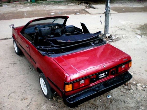 Всъщност, версията Sprinter Trueno се е продавала само в определени представителства на Toyota и то на цена, която е 2 пъти по-висока от тази на конвенционалните купета. Затова и не е чудно, че днес се намира много трудно.