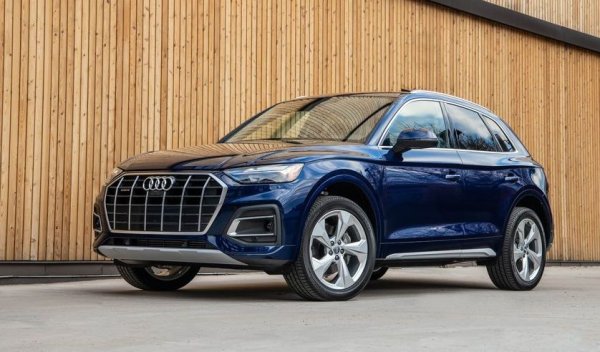 Премиум брандът на VW продължава стабилно да расте на българския пазар и за осемте месеца е пласирал с 28% повече коли, отколкото през същия период на 2021. Петте SUV модела са и най-продаваните от цялата гама. През август новите регистрации на Audi са 49. 
 
Продажби по модели: Q5 - 104, Q2 - 97, Q3 - 86, Q8 - 83, Q7 - 53, A6 - 32, A4 - 29, A3 - 22, Q4 e-tron - 17, A5 - 10, e-tron GT - 11, A8 - 10, e-tron - 7, A7 - 5
