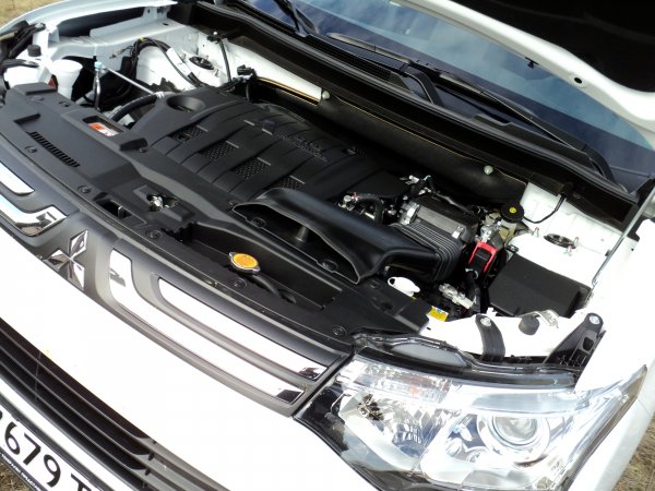 Mitsubishi Outlander 