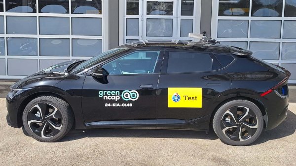 Корейският модел къщо спечели пет звезди със среден резултат от 94%. По отношение на мощността от мрежата към батерията, EV6 показа значително по-ниски загуби на енергия от кабела за зареждане и батерията.
