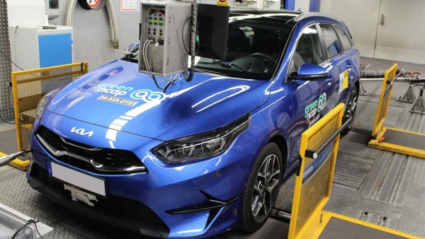 Корейският хечбек получи само 2 звезди със среден резултат от 37%, като оценяващите посочиха, че „екологичните му характеристики изискват допълнително подобрение по отношение на намаляване на емисиите и икономия на гориво“.