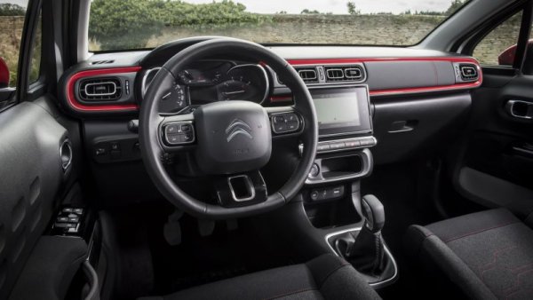 Eто доказателството, че сензорните екрани вече завземат и най-достъпните нива на масовия сегмент. 
