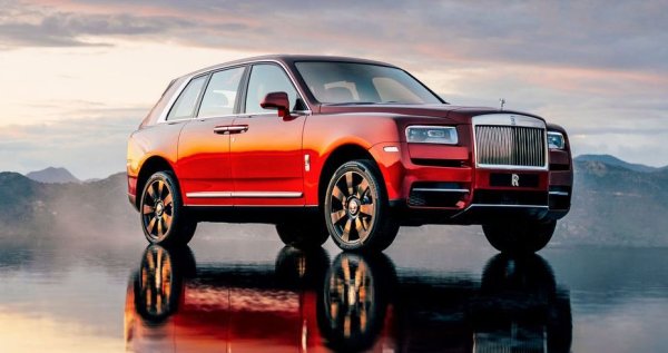 Стартова цена: около $355,000
Cullinan е "ролс-ройсът на SUV моделите" - и в буквалния, и в преносния мисъл. С легендарния V12 с туин турбо и по-високо качество на интериора от всеки друг, това е автомобил, който може да ви отведе почти навсякъде в безукорен комфорт. 
