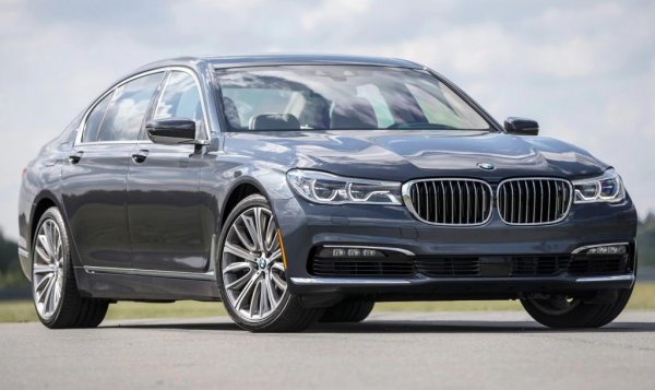 Груби шофьори: 56.2 на хиляда
Средна цена: 86 800 долара 
Средна мощност: 335 конски сили

В Западна Европа "седмицата" е кола за директори, и нерядко е управлявана от шофьори. В Америка обаче очевидно не е така, защото водачите на Серия 7 имат над двойно повече грубиянски прояви от средното. 
