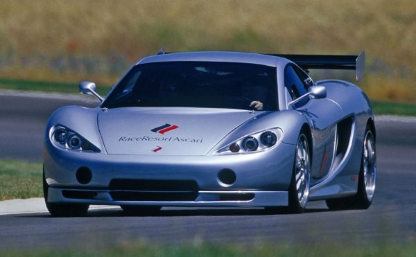 Британски суперспортен автомобил от въглероден композит. Но в Германия името звучи твърде деликатно - KZ e съкращението за Konzentrationslager, концлагер.
