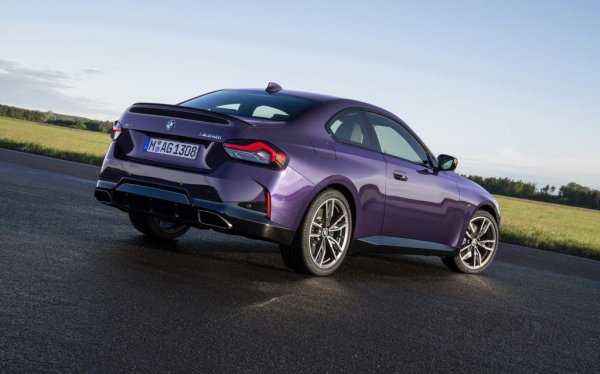 Тук най-висока оценка от клиентите заслужава BMW 2 Series - купе-вариантът, а не Active Tourer. Втората позиция е за А-класата на Mercedes.
