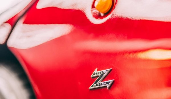 Прототипът на модела е представен на щанда на Zagato в Женева през пролетта на 1989. Малко след това започва и производството във фабриката на Zagato в Терацано ди Ро.  