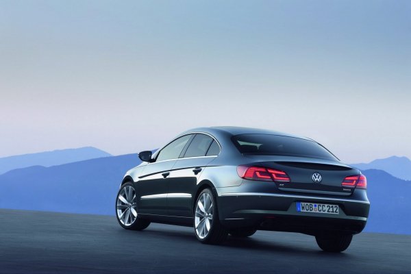 Volkswagen Passat СС 2012