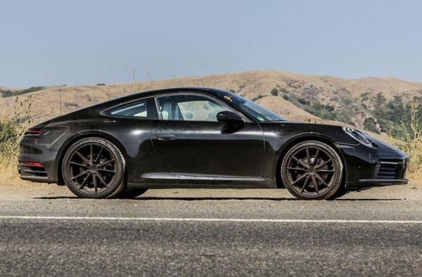Porsche 911 (992)