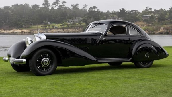 Малко коли, ако има такива, биха могли да се конкурират с Mercedes-Benz 540K, когато става дума за съчетаване на пищност и производителност, въпреки че цената на един такъв екземпляр далеч надхвърля това, което дори средностатистическия ентусиаст на луксозни коли по онова време би могъл да се надява да си позволи. 

Те са запазена територия единствено на най-богатите хора в света и днес нищо не се е променило – те са сред най-ценните модели на Mercedes-Benz, като някои екземпляри носят по 10 млн. долара или повече.

540K е, както подсказва името му, задвижван от 5.4L V8 двигател и може да развие 177 км/ч. Огромният му размер и бляскавото обзавеждане подсказват, че е много тежък. Той е проектиран да впечатлява, както с външния си вид, така и със своята мощност.
