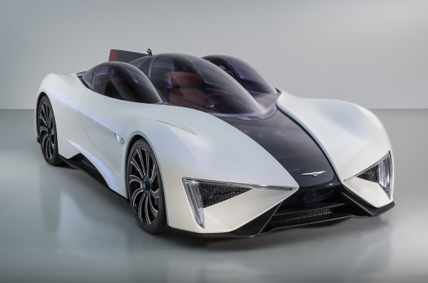 Този дизелово-електрически хибрид беше представен през пролетта на 2017 г. Производителят обеща няколко модификации. Броят на електродвигателите е два, четири или шест, а турбините са една или две. Капацитетът на батерията е 14, 25 или 32 кВт/ч. 