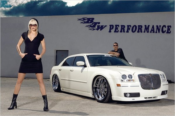 През февруари ви очаква този Chrysler 300C на BTW Performances