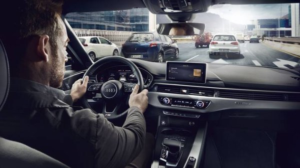 Експертите бяха изненадани, че тази функция изобщо е попаднала в списъка, тъй като наистина е полезна, особено за тези, които карат в сурови зимни условия. В крайна сметка тази функция увеличава маневреността на автомобила при ниски скорости и подобрява динамиката и стабилността по време на шофиране. Въпреки това, 6,44% от анкетираните смятат, че определено нямат нужда от нея в повечето ситуации.