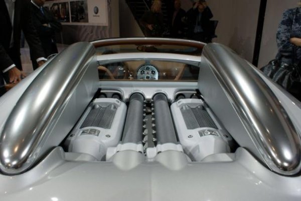 Bugatti Veyron Grand Sport / Автомобилен салон Париж 2008