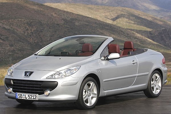 Peugeot 307 CC, бензин и дизел, 109-177 к.с., цени от около 23 500 евро