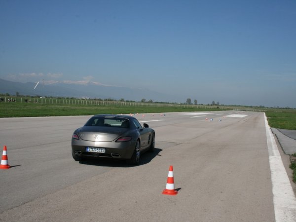 "ОЧАРОВАНИЕ БЕЗ КРАЙ" - ексклузивното роудшоу Mercedes-Benz Star Experience