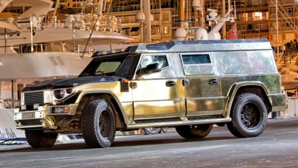 Dartz Prombon е странен и много скъп SUV от Латвия. Бронираната платформа разполага с корпус от кевлар-титан, скенер за ретина, разпознаване на пръстови отпечатъци, камери, сирени и електрифицирани дръжки на вратите. Купувачите получаватт 6,0-литров V12 с двойно турбо, произведен от Mercedes, с мощност до 1500 к.с. Компанията все още е жива и рита и дори обещава &bdquo;по-екстремен&ldquo; SUV в близко бъдеще.
