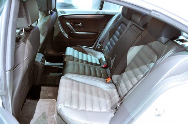 Лос Анджелис 2011 - Volkswagen Passat CC