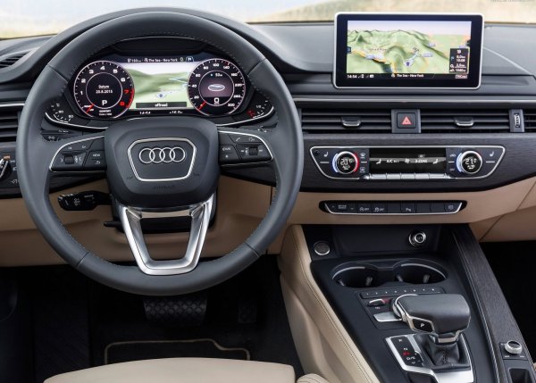 При скоростните кутии не се препоръчва вариатора, който има проблеми с надеждността. В същото време за роботизираната трансмисия DSG важи същото като за 1,4-литровия мотор. В началото тя не беше особено надеждна, но с годините проблемите при нея постепенно отпаднаха. Шасито също е здраво и ако колата се кара внимателно, би трябвало да изкара повече от 200 000 км.