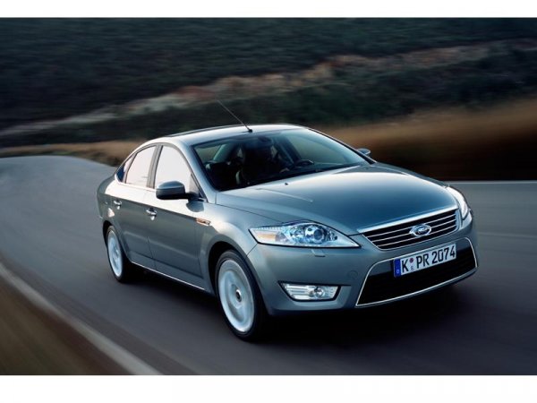 Ford Mondeo Sedan - Цени от 37 000 лв. до 66.400 лв. с ДДС + допълнително оборудване