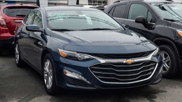 Фатални катастрофи спрямо продажбите (2018-2020): 4,4 на 10 000 продадени коли

Фатални катастрофи (2018-2020): 163

Продажби (2018-2020): 367 496