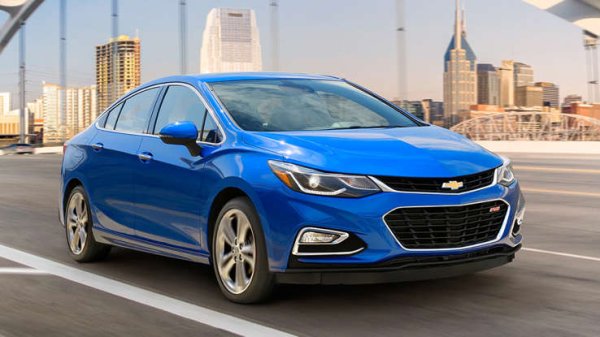 Фатални катастрофи спрямо продажбите (2018-2020): 5,0 на 10 000 продадени коли

Фатални катастрофи (2018-2020): 96

Продажби (2018-2020): 191 376 бройки