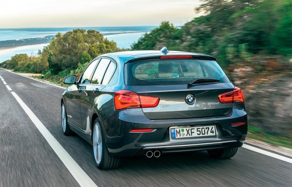 Не по най-добрия начин стоят нещата и с 2,0-литровия мотор N20. При него се появява проблем с маслената помпа, за който подсказва шума от веригата. След около 60 000 км пробег понякога излиза от строя веригата на разпределителните валове, а нейната замяна не е никак евтина. Затова е по-добре да се избере мотора B48, който се поставя след 2016 година. А още по-добрият избор е 3,0-литров агрегат, но там данъкът е по-голям.

Поставяните преди фейслифта дизелови мотори също не могат да се похвалят с ангренаж, който изкарва дълго време - около 80 000 км. Неговата замяна предполага сваляне на двигателя, което означава и повече пари. Също така често от строя излиза и турбината. След 2017 година повечето проблеми са разрешени успешно.