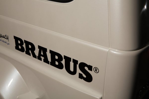 Brabus B63S - 700 Widestar за полицията в Дубай