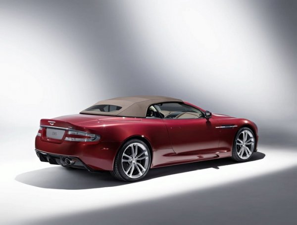 Aston Martin DBS Volante V12