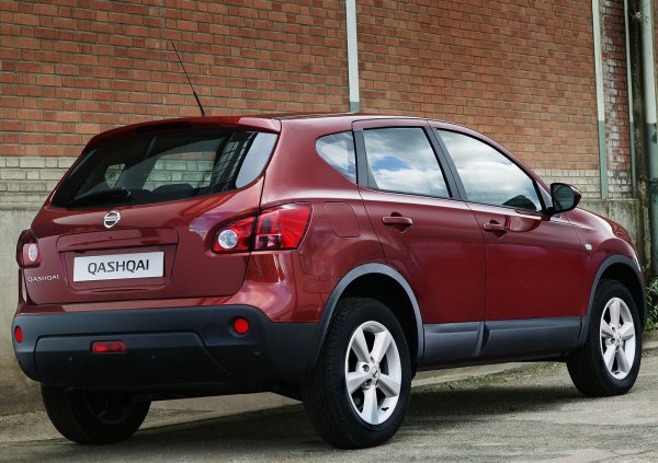 Повече от 15 години Qashqai продължава да се радва на сериозен интерес, като именно с него Nissan успява да компенсира намаляващото си присъствие в Европа. Именно този SUV е и причината за създаване на един нов сегмент на пазара, който се напълни с огромен брой конкуренти.