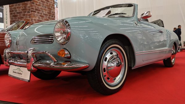 Феновете на киното ще я разпознаят като колата от кулминацията на Kill Bill. Всъщност под ефектната външност се крие доста семплата механика на обикновения Volkswagen Beatle. 
