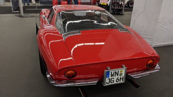 5300 GT Strada е най-популярният модел: задвижван от 5.4-литров мотор на Chevrolet с 385 конски сили, той печели своя клас в Льо Ман през 1965. Произведени са само 133 бройки, които обяснява днешните умопомрачителни цени. 
