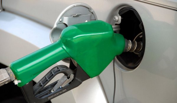 Друго предимство от използването на турбокомпресор е повишената горивна ефективност. Затова, ако забележите, че разходът на гориво на автомобила ви се е увеличил значително, трябва да се консултирате с механик.

Този симптом може да бъде причинен от различни проблеми, включително теч в турбото, което изпраща сурово гориво в отработените газове.