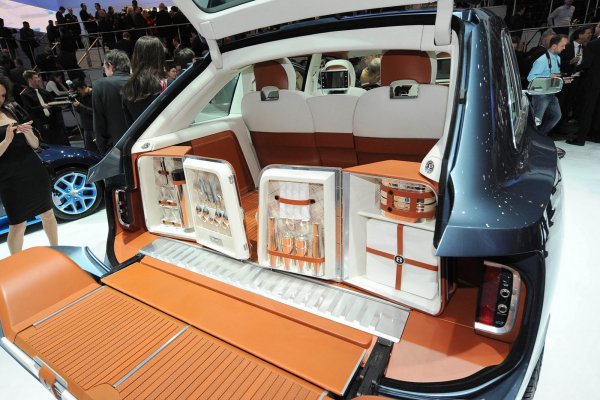 Женева 2012 / Bentley EXP 9 F SUV